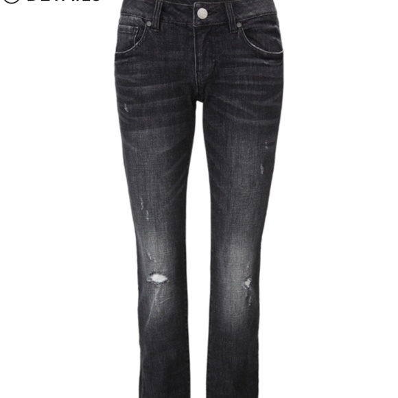 cabi Slim Boyfriend Jeans, #3749, 8, EUC, Shadow Wash - Picture 2 of 10